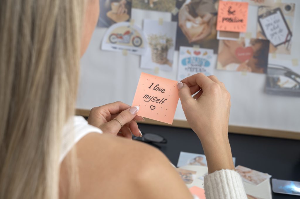 Praktische Tipps zur Nutzung von Affirmationskarten